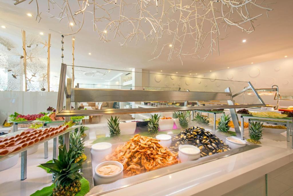 Iberostar Club Cala Barca All Inclusive Portopetro Eksteriør billede